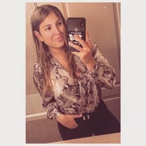 Meet your Posher, Frédérique